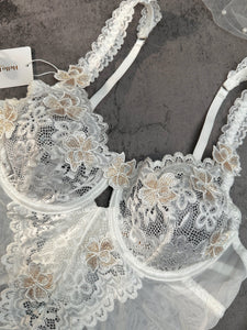 White Vintage Embroidered Lace Lingerie Set